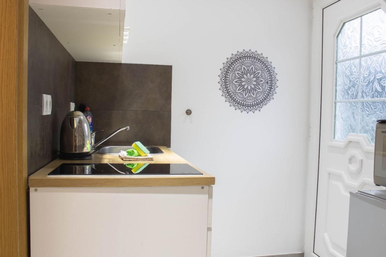 Kleine Gemuetliche Einliegerwohnung Mit Garten Und Pool Nordstemmen Exterior foto